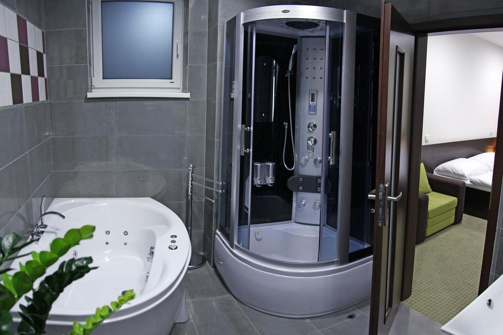 Penzion Luxury Roznava Exterior photo