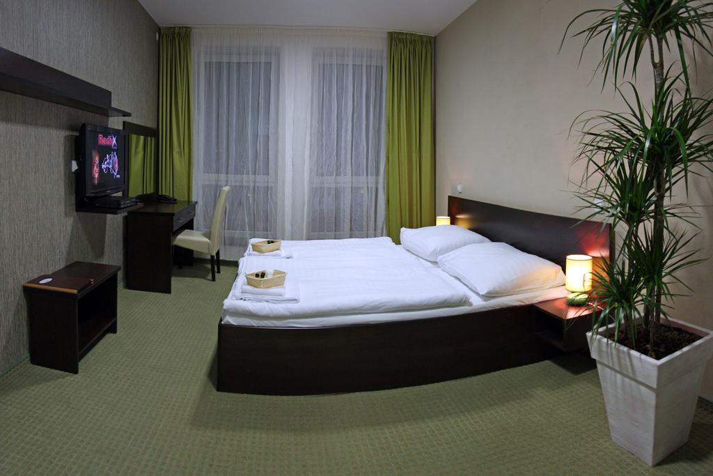 Penzion Luxury Roznava Exterior photo